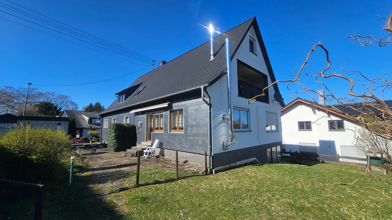 Straßenansicht