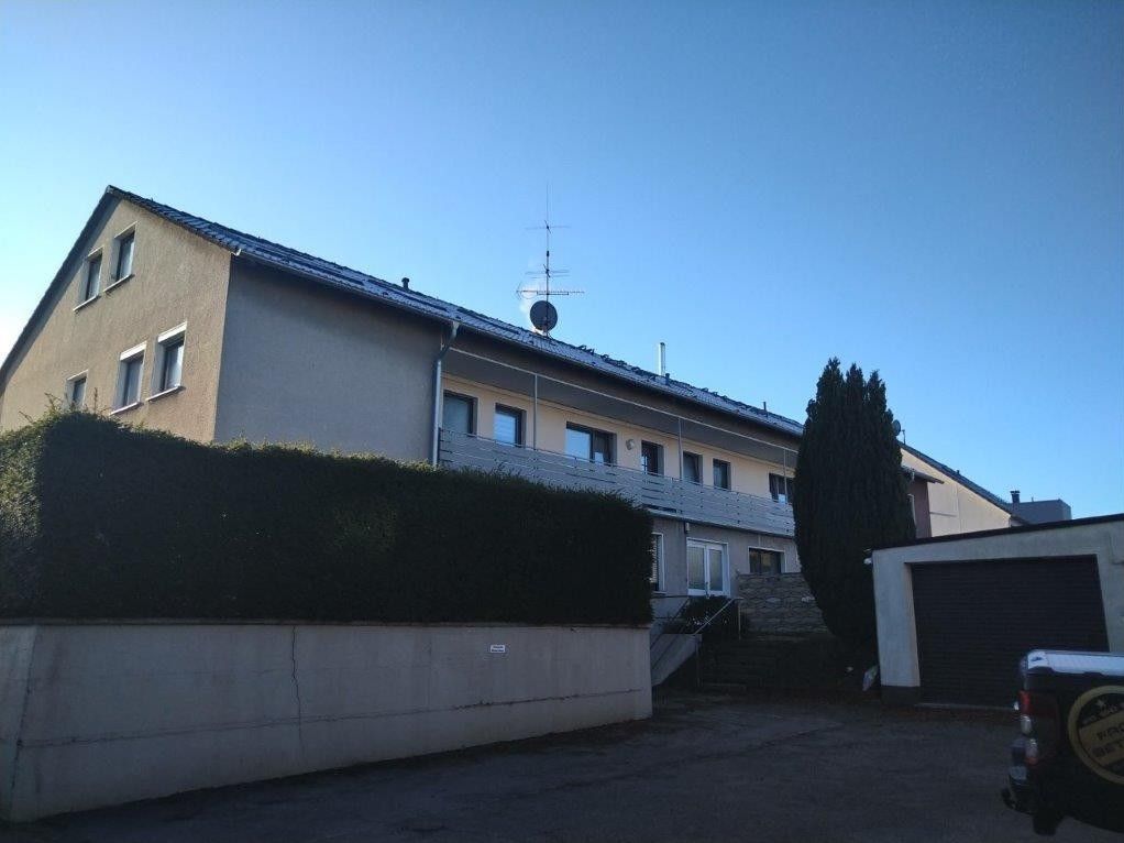 Lagerfläche mit Büro im UG