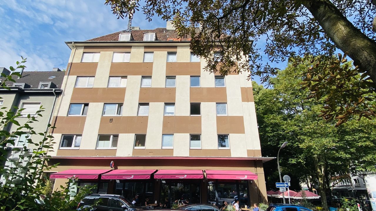 Wohnen im Kaiserviertel, helle renovierte ca. 75m² Wohnung mit Balkon!