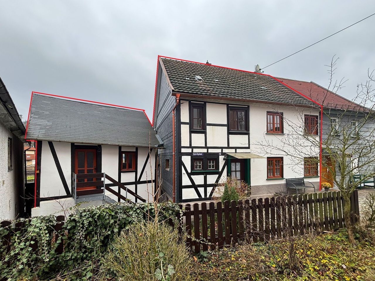 Ankommen und wohlfühlen: Gemütliches Einfamilienhaus in zentraler Lage von Wissen!