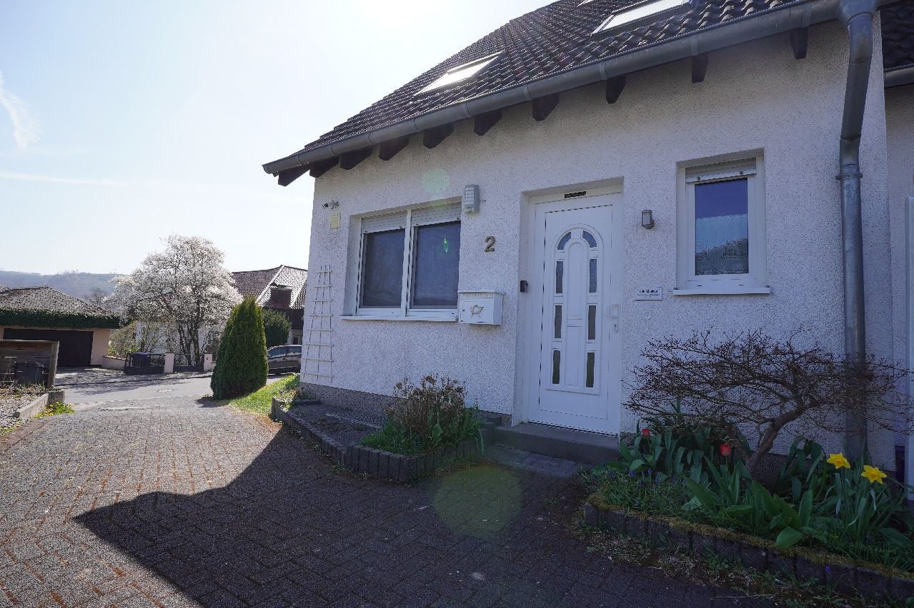Modernes ca. 135 m² großes Reiheneckhaus mit Kamin, Südgarten, Tageslichtbad in Hagen- Dahl