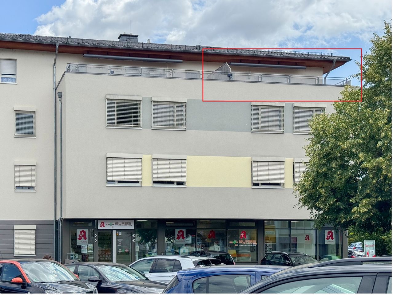 Stilvoll über der Stadt – Schicke Penthousewohnung mit Schlossblick!
