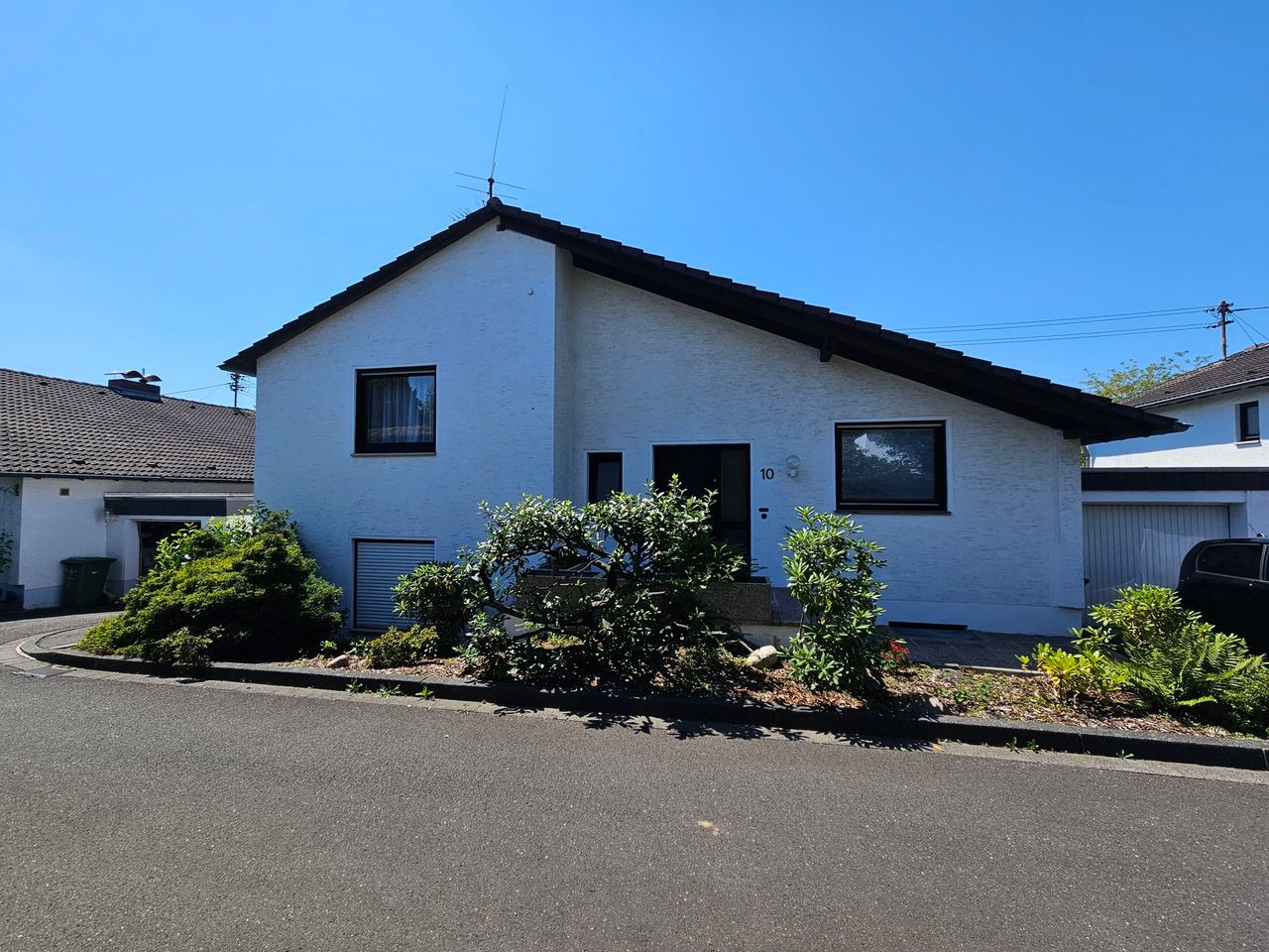 Einfamilien-Split-Level-Haus in Stieldorf mit Einbauküche – WG-geeignet