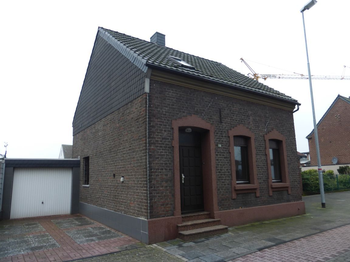 Frontansicht (Archivbilder!)