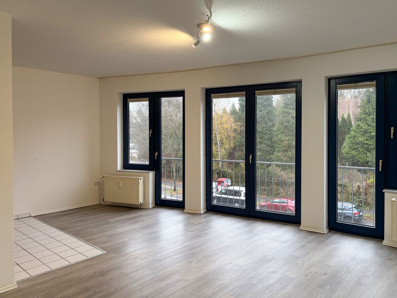 Kleines Apartment mit Aufzug und Tiefgaragenstellplatz in guter Wohnlage von Poppelsdorf!