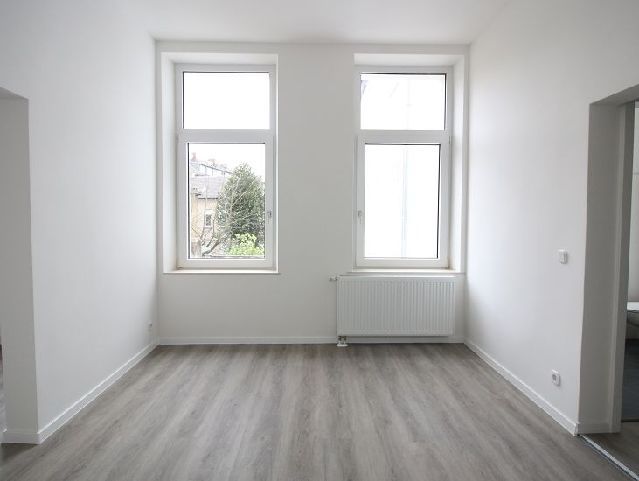 ALLES NEU: GEMÜTLICHE 2-ZIMMERWOHNUNG AM RANDE DES KREFELDER ZENTRUMS