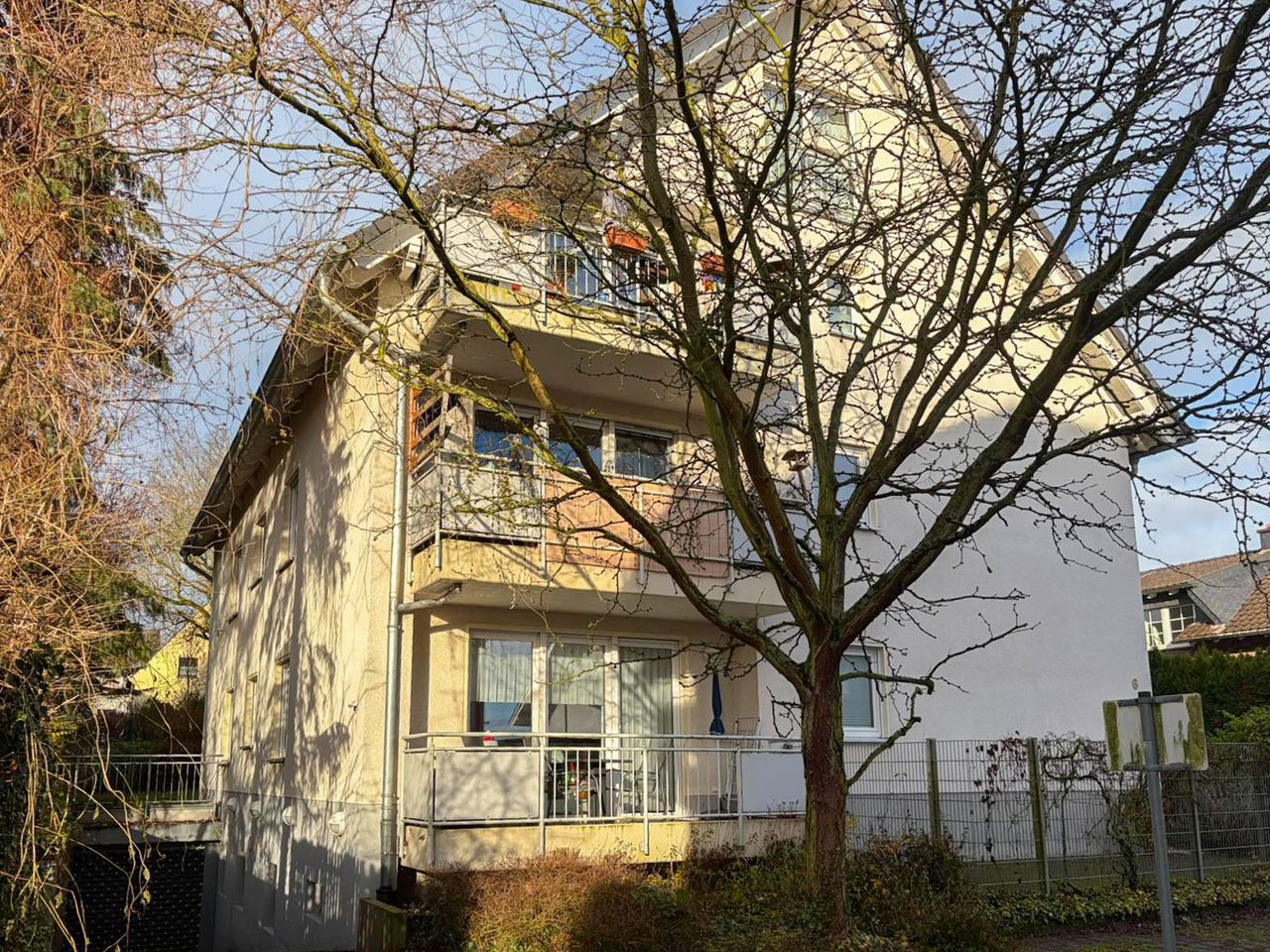 Gepflegte barrierearme 2-Zimmer-Wohnung (vermietet) mit Balkon in guter Wohnlage von Bonn!