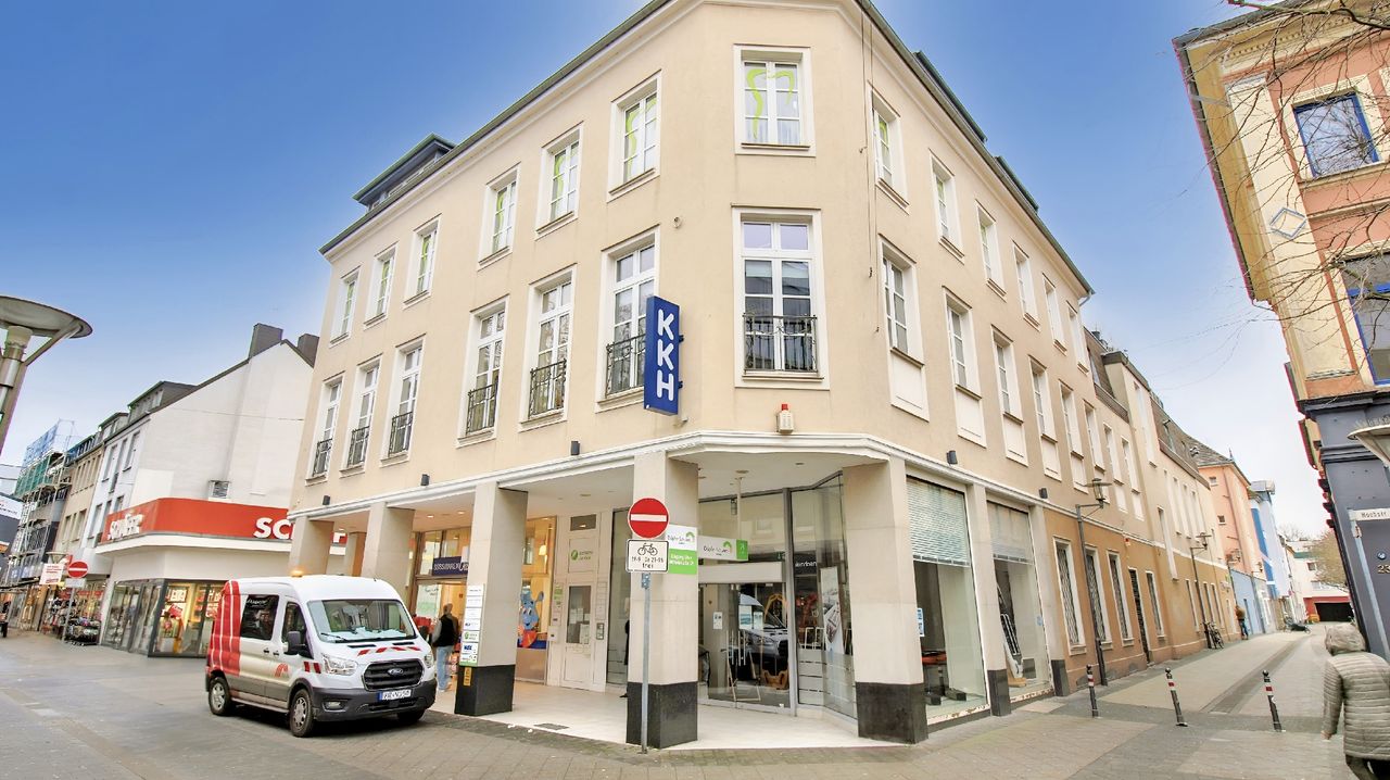 MODERNISIERT UND RENDITESTARK. BEGEHRTE KAPITALANLAGE IN KREFELD