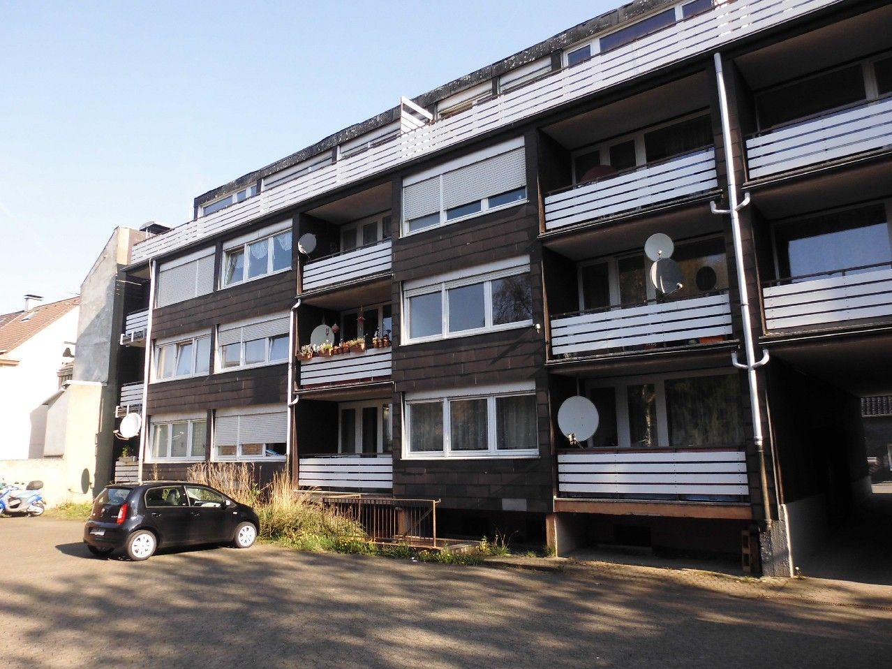 Außenansicht Straßenseite