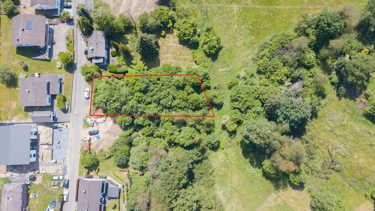 Unbebautes Grundstück in ruhiger Wohnlage von Selbach!