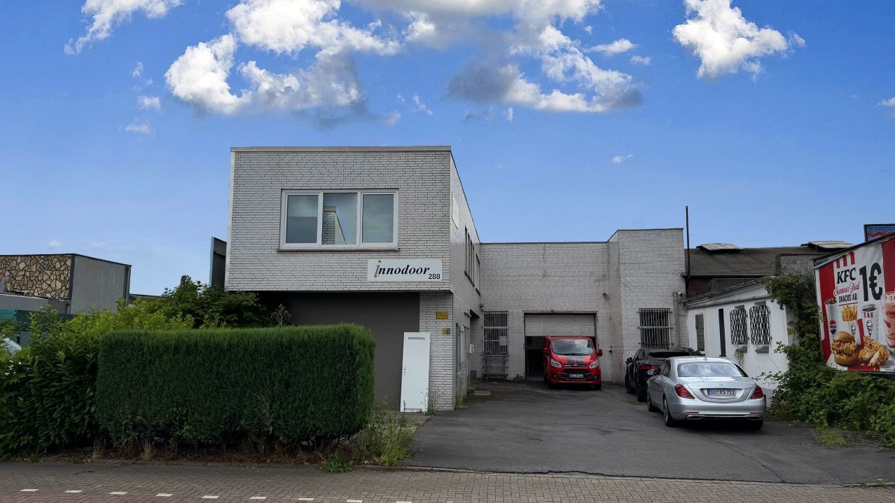 Gewerbeobjekt mit Potenzial
Halle mit Bürofläche in bester Sichtlage