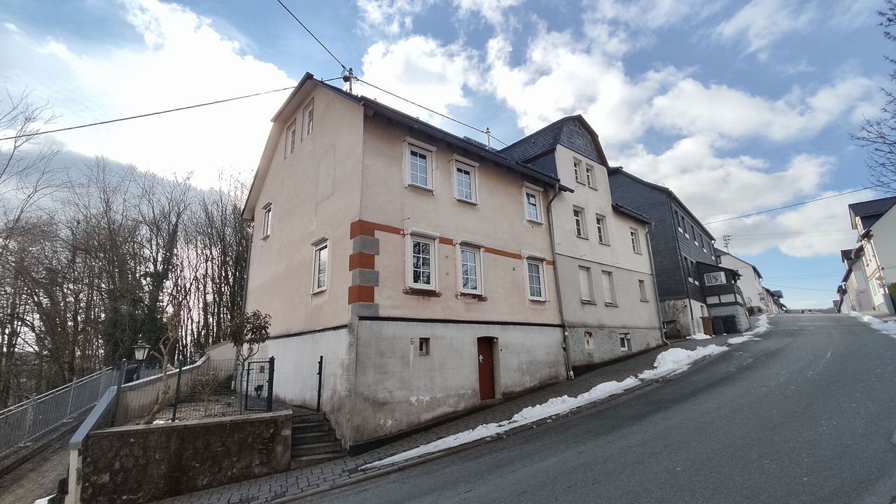 Charmante Doppelhaushälfte in Westerburg – ruhig gelegen und dennoch zentral