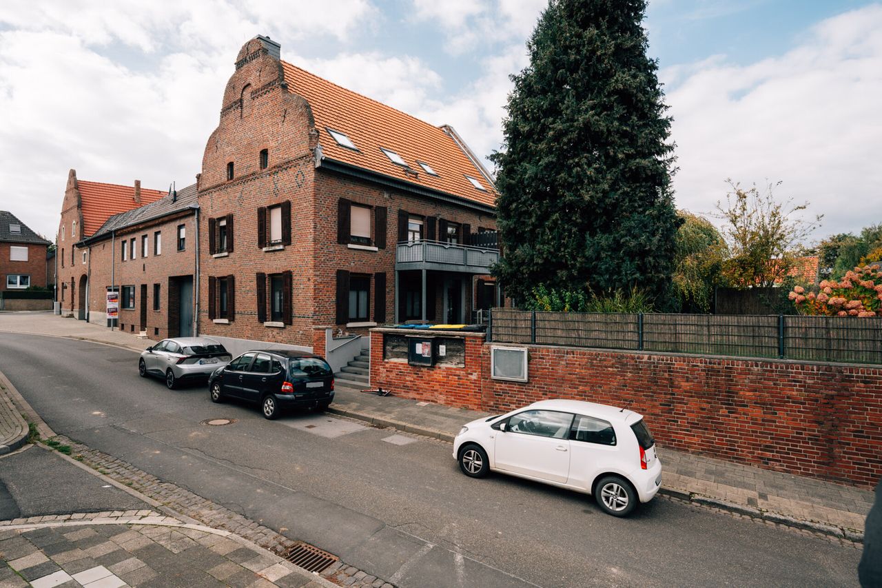 Kapitalanlage mit Seele: Historisches Mehrfamilienhaus & sichere Mieteinnahmen auf 336m² Wohnfläche