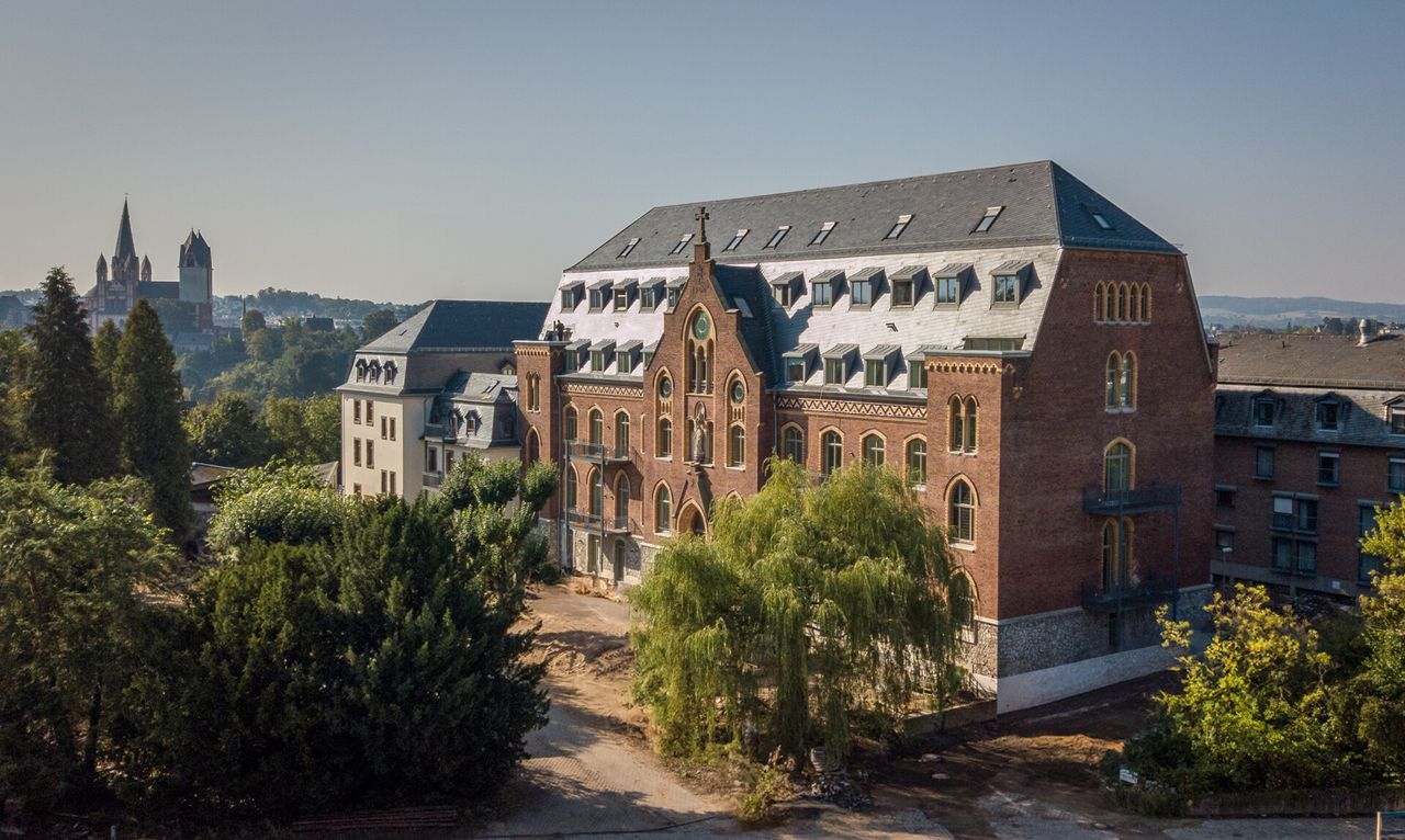 Hochwertige drei Zimmerwohnung mit Balkon im historischen Kloster Marienborn in Limburg a. d. Lahn!