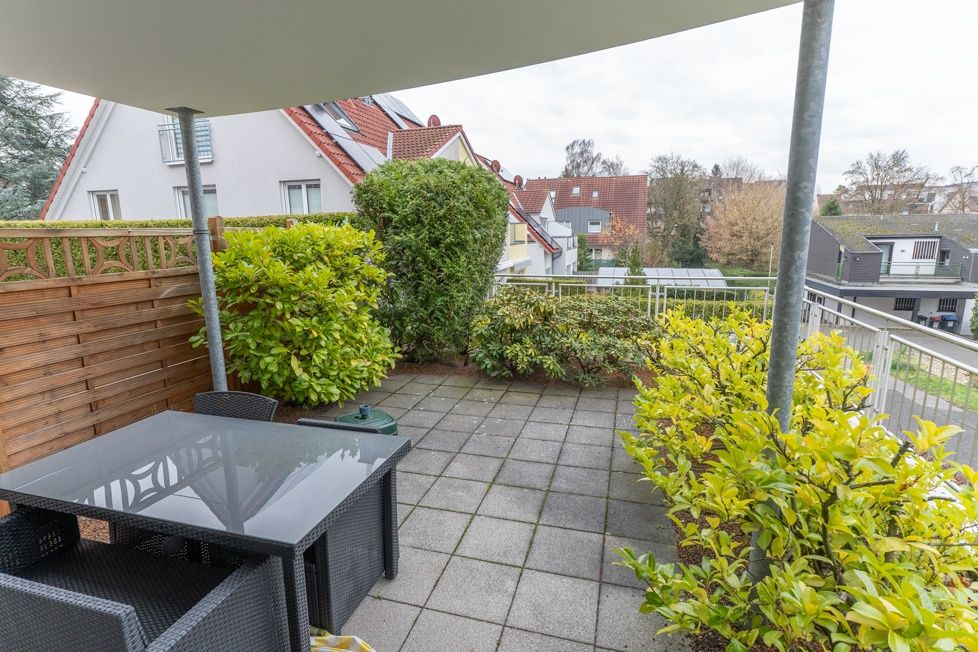 82 m² große Erdgeschosswohnung mit großer Terrasse, Tageslichtbad, G-WC und Tiefgaragenstellplatz