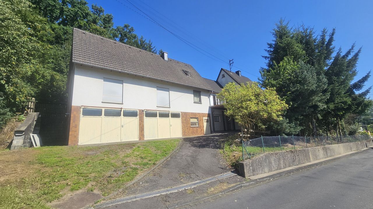 Zufahrt zur Immobilie 